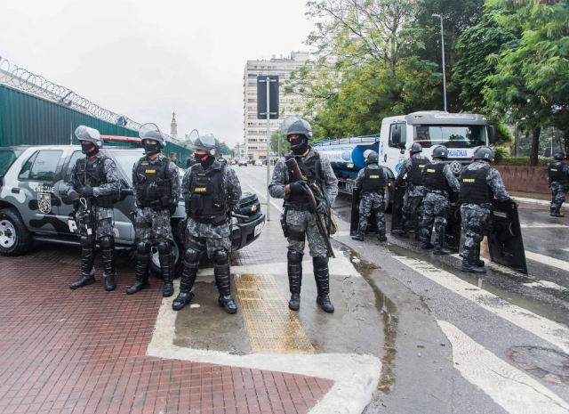 Efetivo policial impede que antigo fluxo volte a ser ocupado. Crédito: Alexandre Carvalho/ SSP